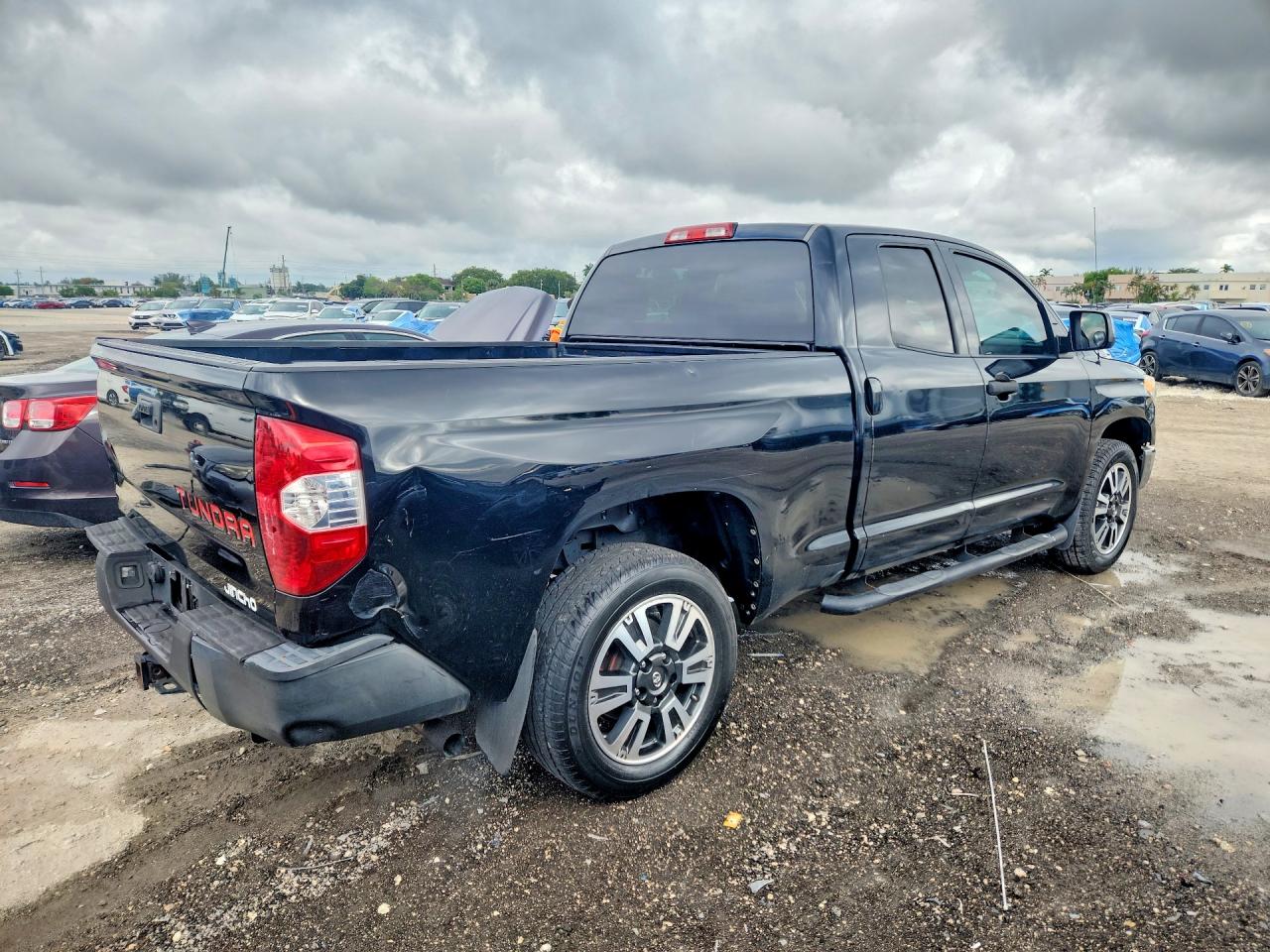 2014 TOYOTA TUNDRA