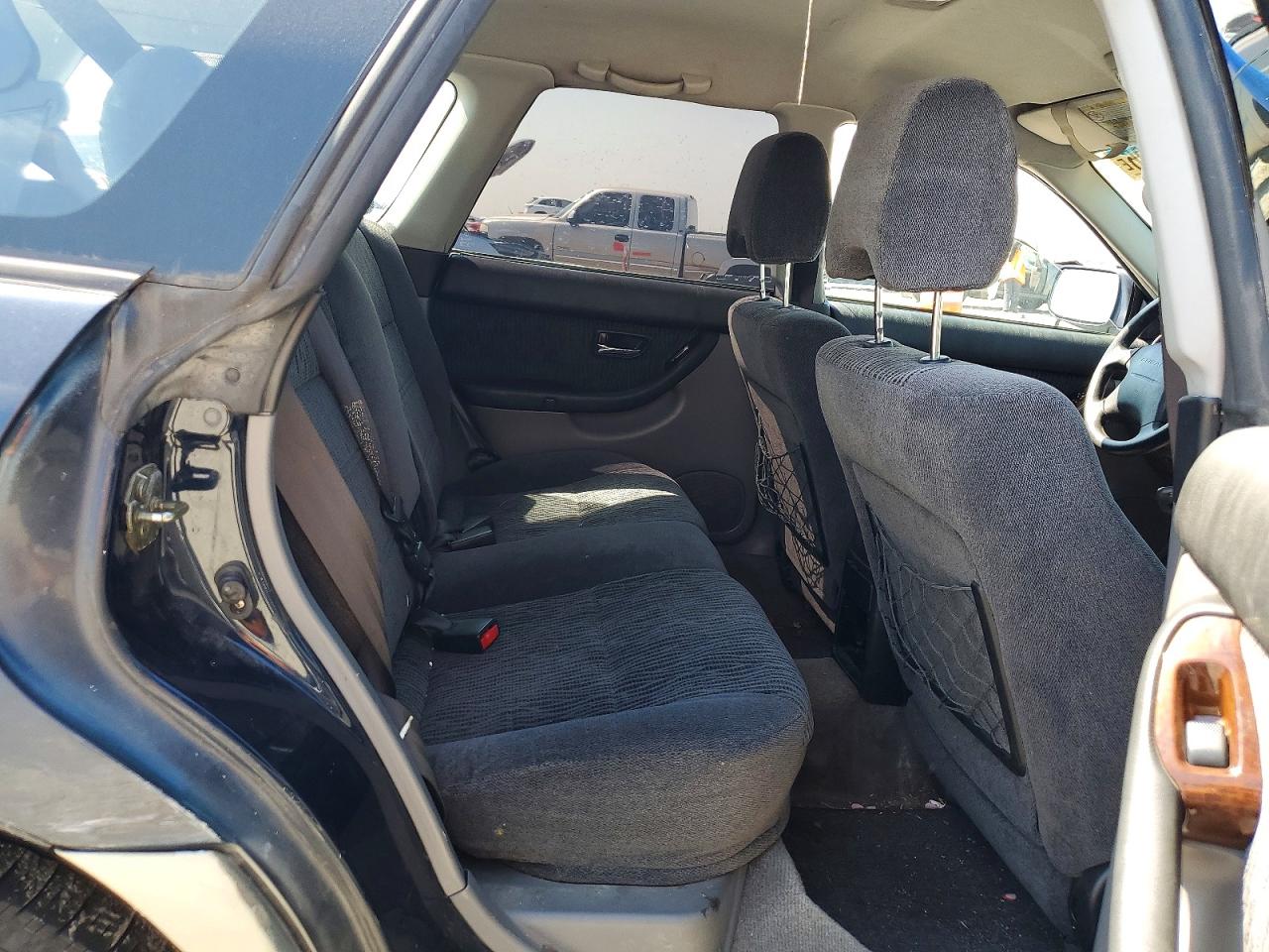 2002 SUBARU LEGACY