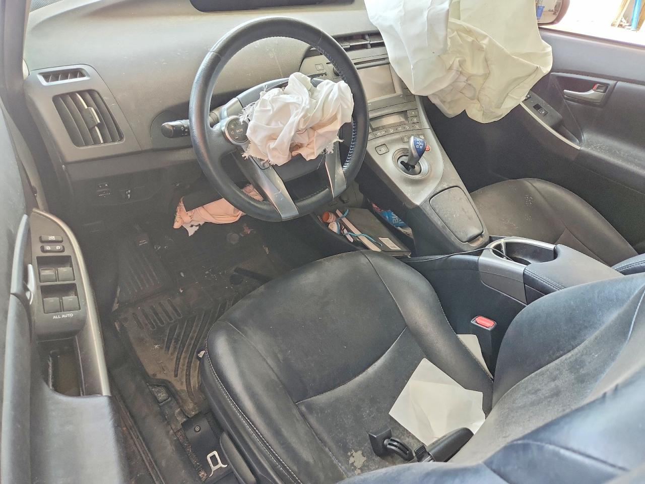 2015 TOYOTA PRIUS