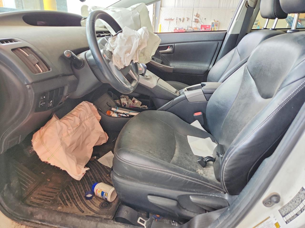 2015 TOYOTA PRIUS