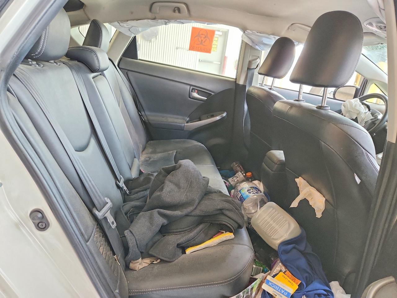 2015 TOYOTA PRIUS