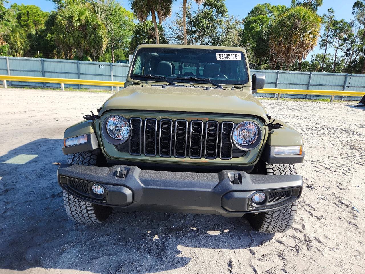 2025 JEEP GLADIATOR