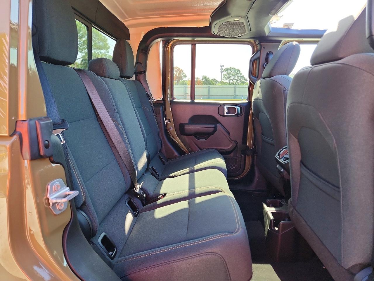 2025 JEEP GLADIATOR