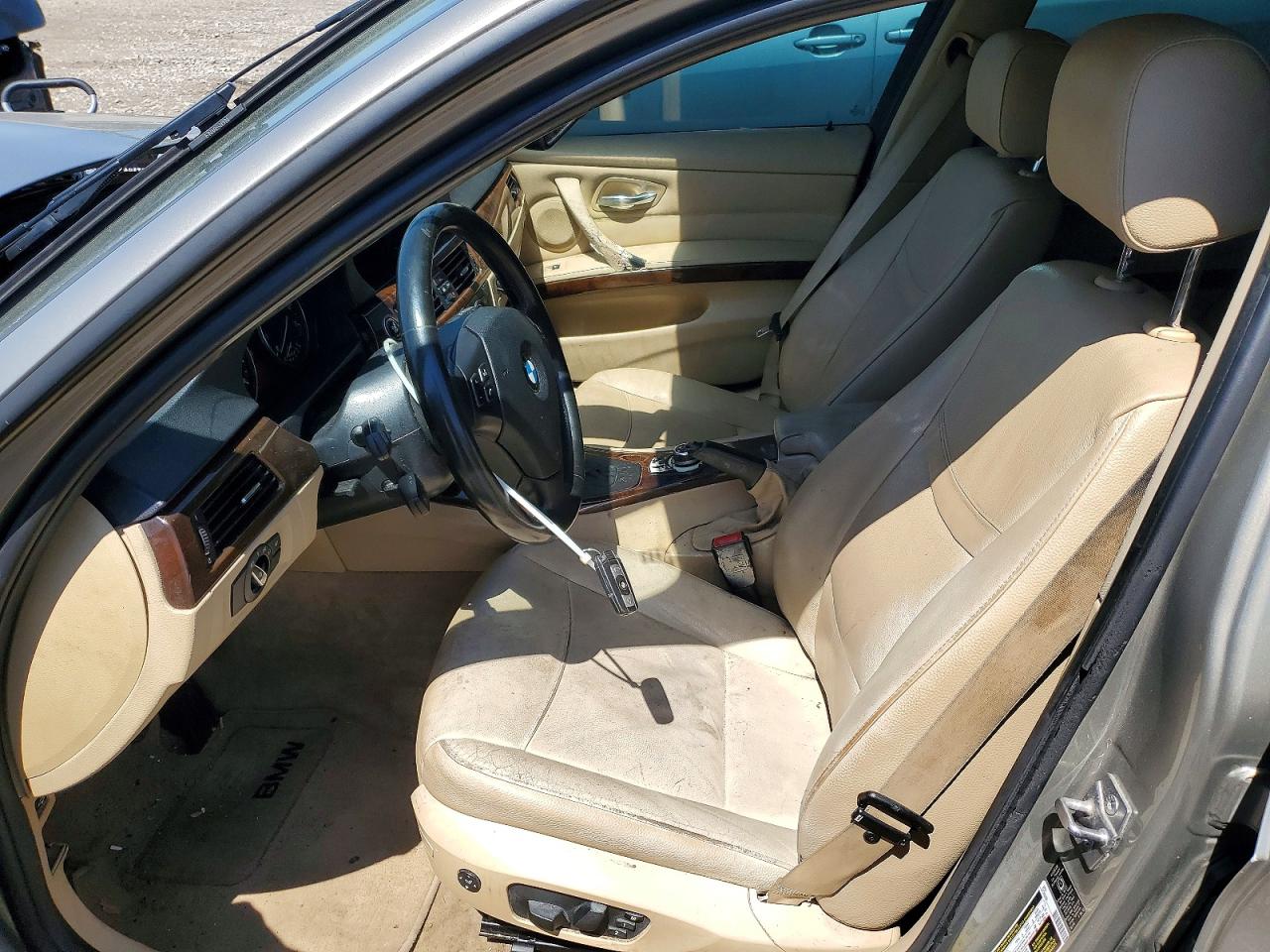 2011 BMW 3 SERIES