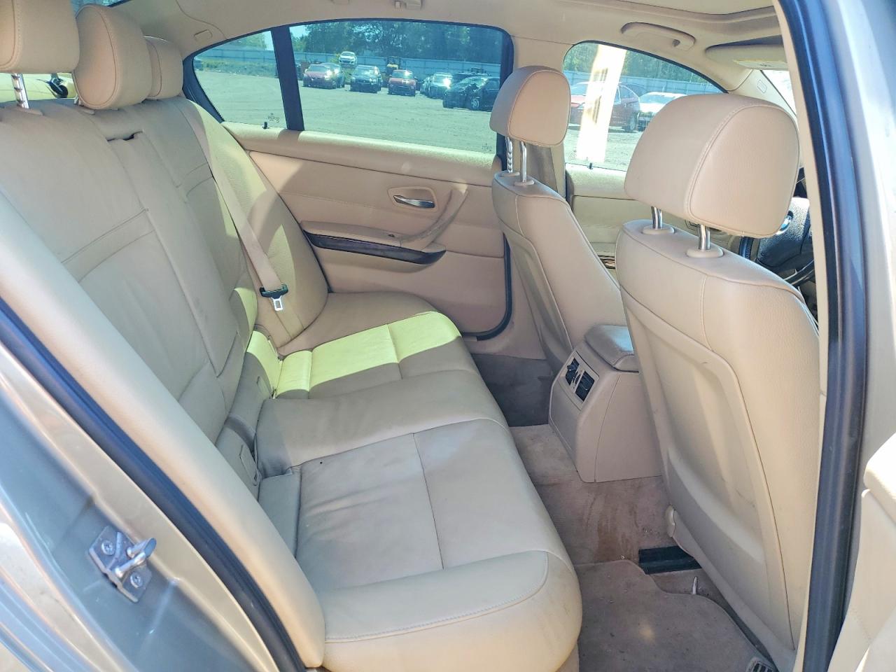2011 BMW 3 SERIES