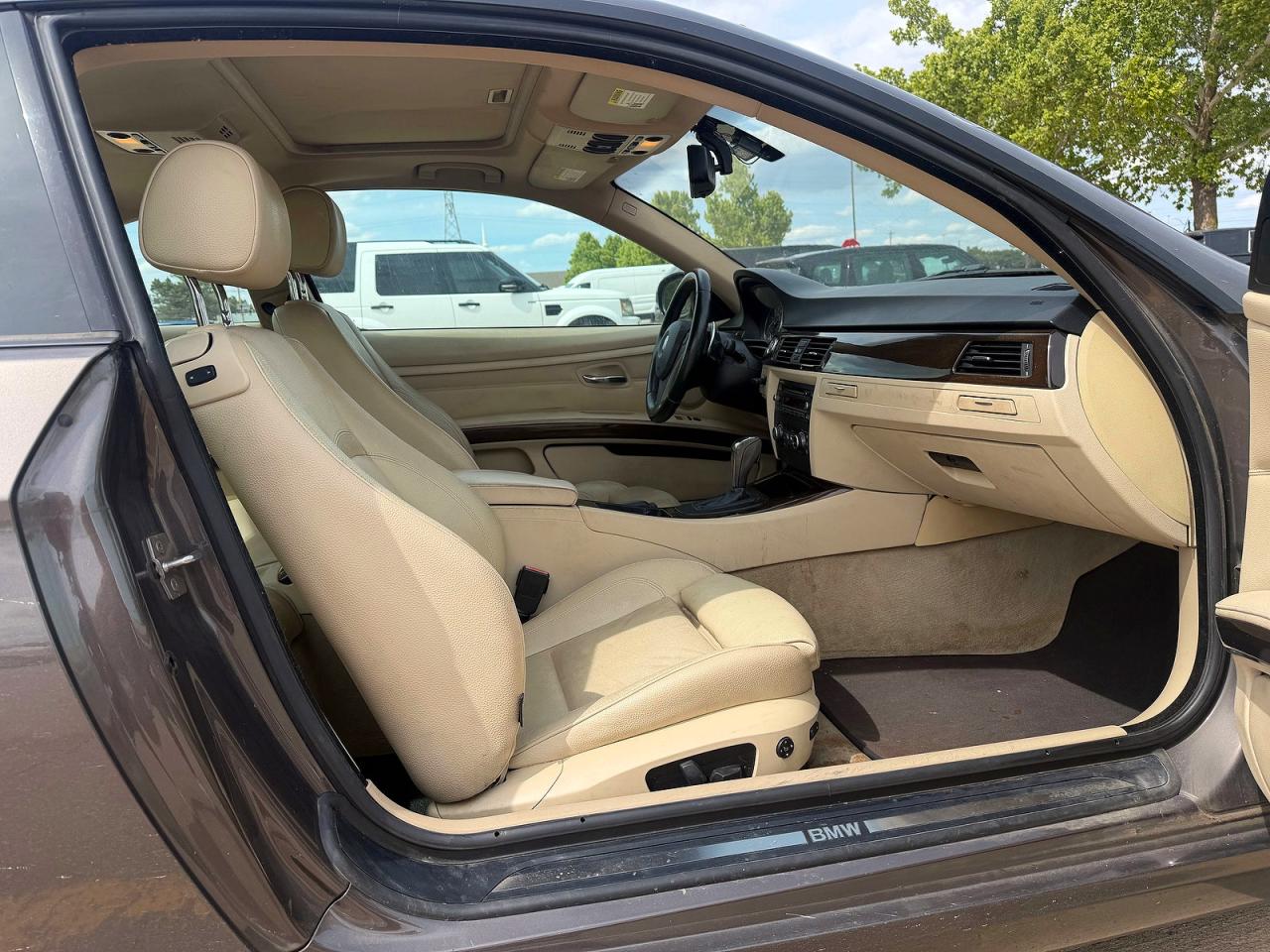 2011 BMW 3 SERIES