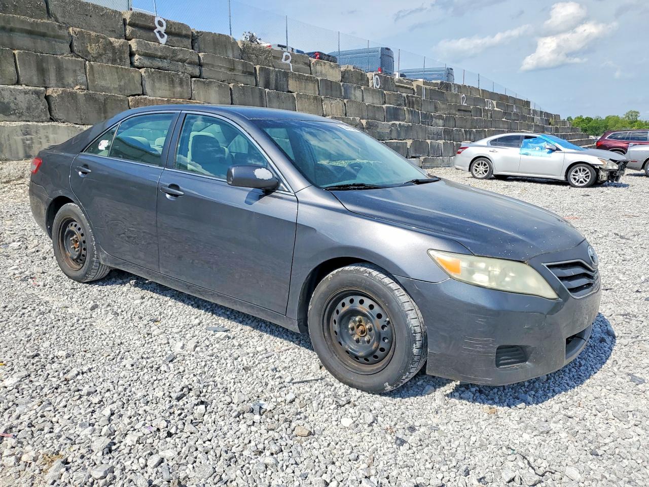 2010 TOYOTA CAMRY
