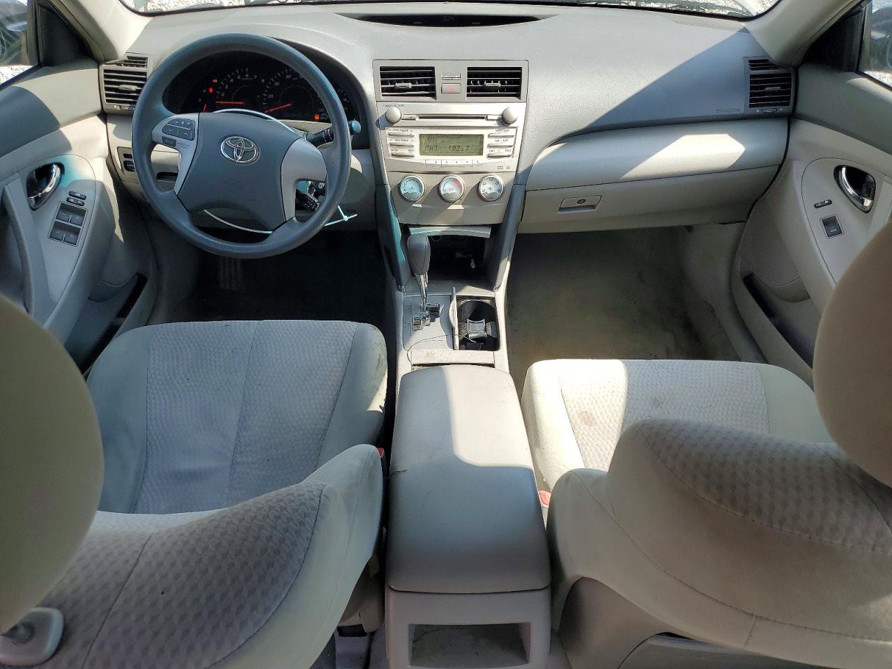2010 TOYOTA CAMRY