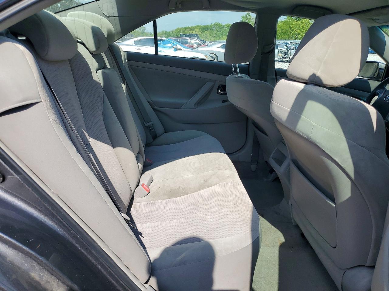 2010 TOYOTA CAMRY