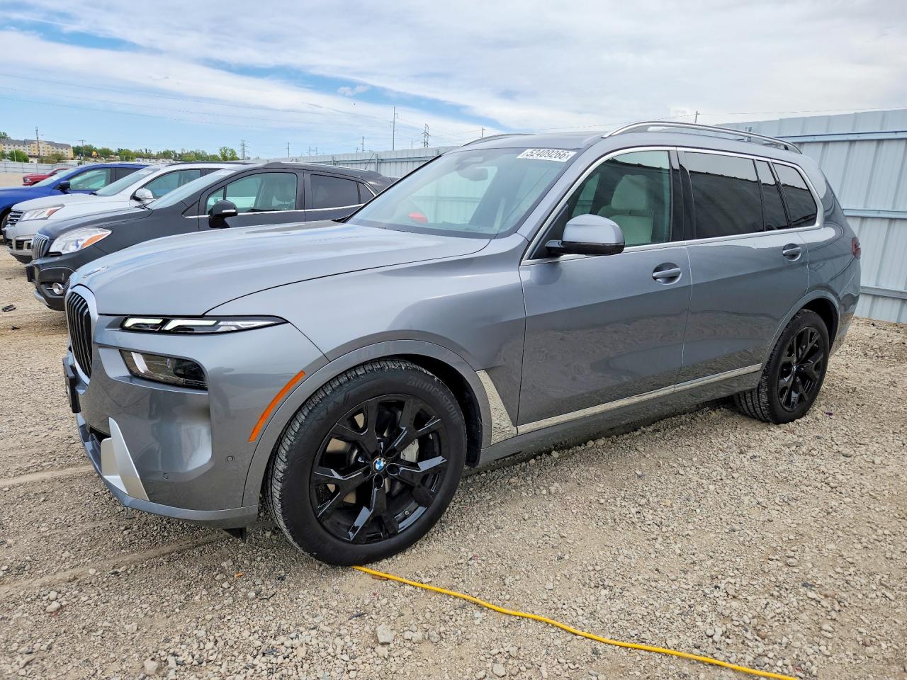 2025 BMW X7