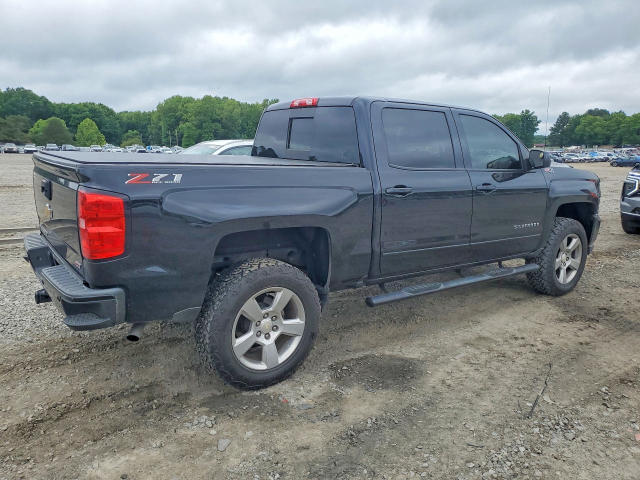 2018 CHEVROLET SILVERADO