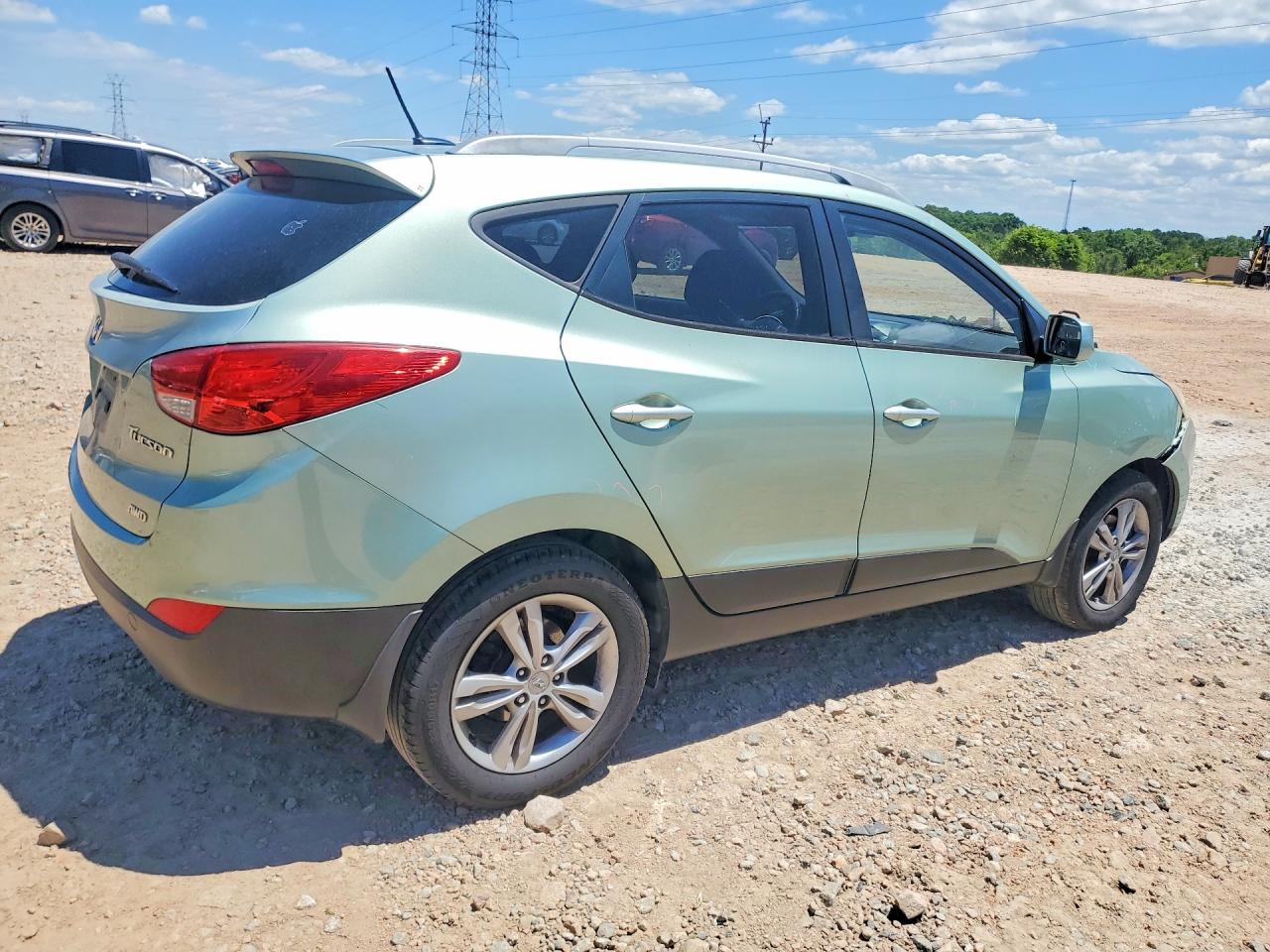2011 HYUNDAI TUCSON