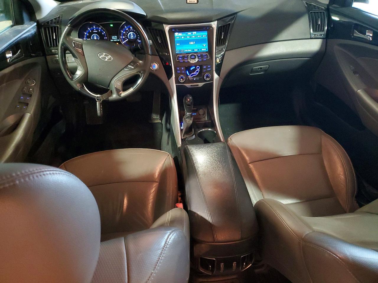 2013 HYUNDAI SONATA