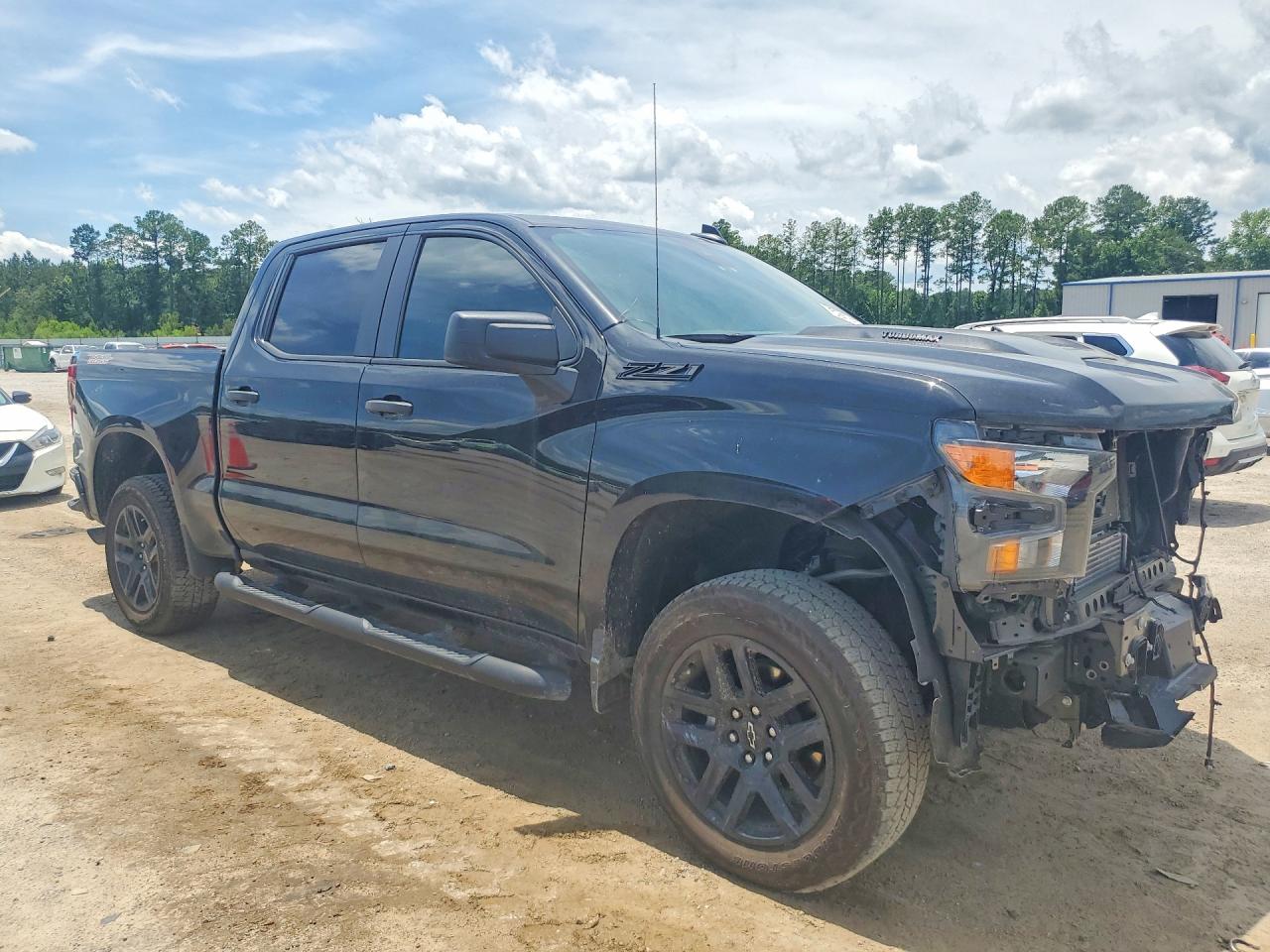 2025 CHEVROLET SILVERADO