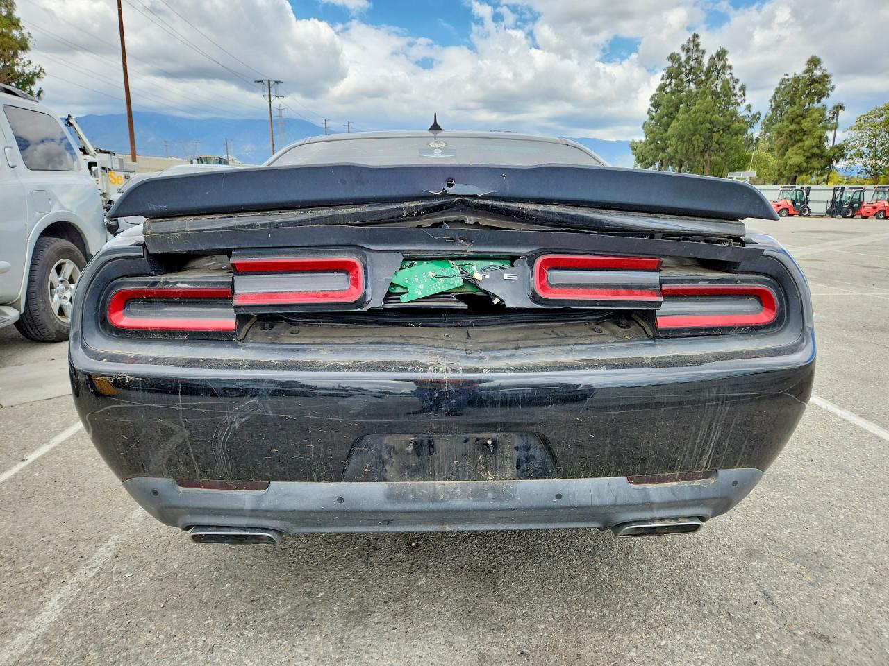2016 DODGE CHALLENGER