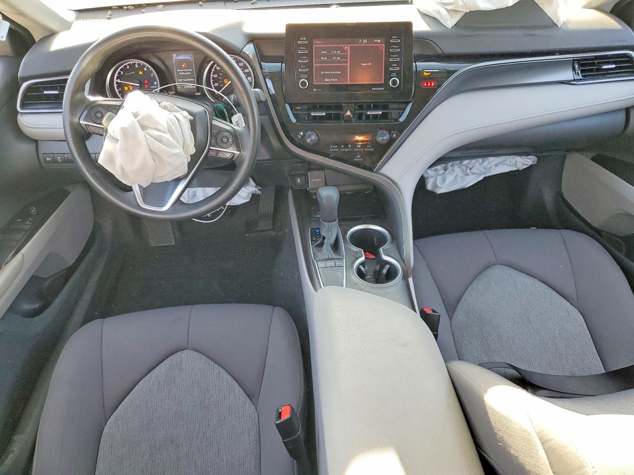 2024 TOYOTA CAMRY