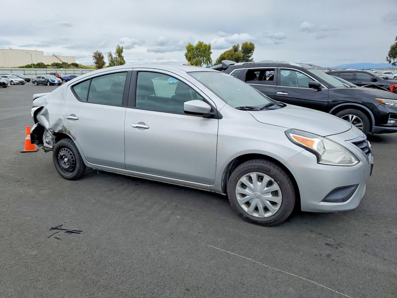 2019 NISSAN VERSA