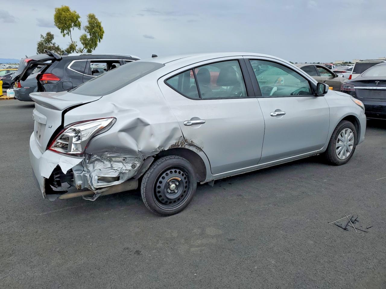 2019 NISSAN VERSA