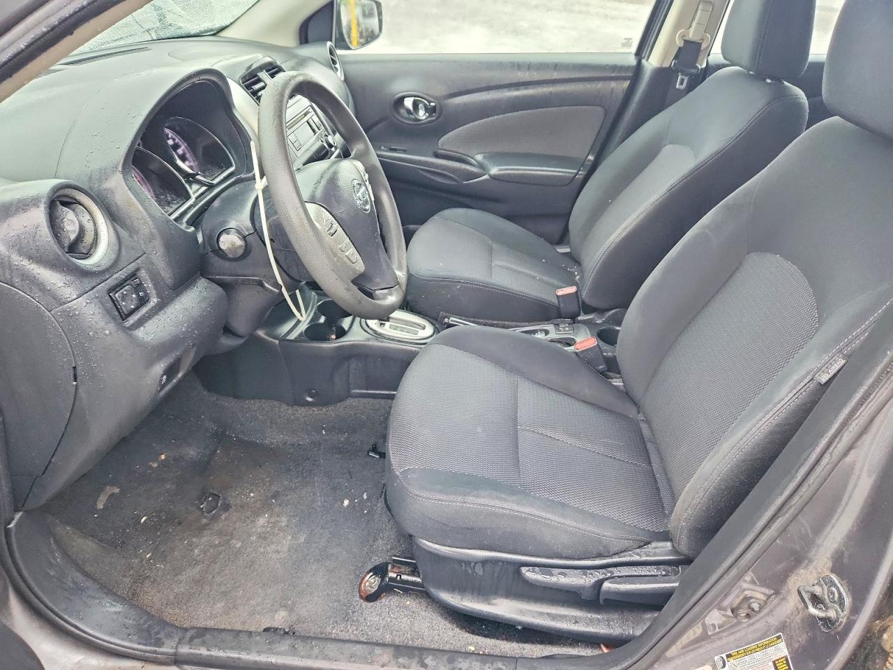 2016 NISSAN VERSA