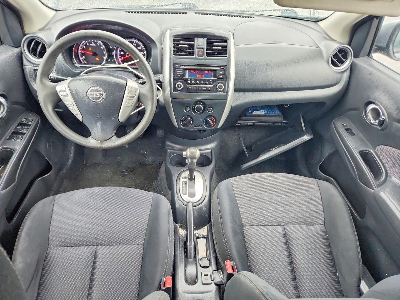 2016 NISSAN VERSA