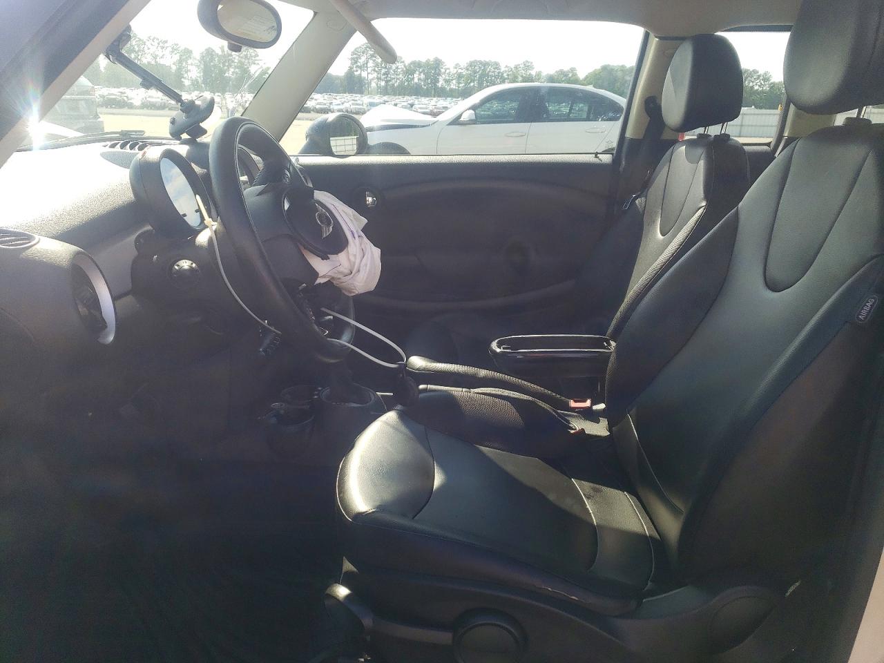 2014 MINI COOPER