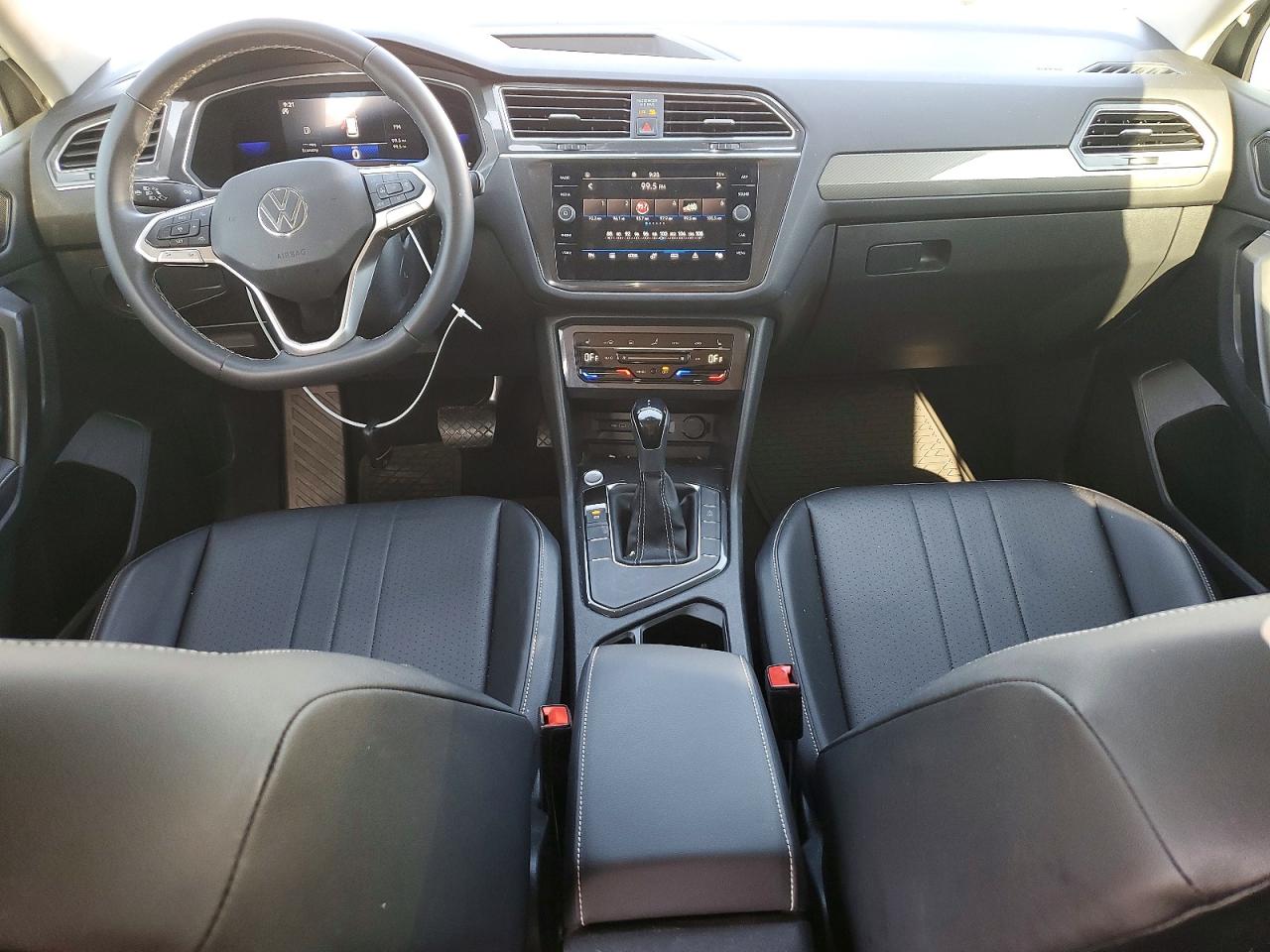 2022 VOLKSWAGEN TIGUAN