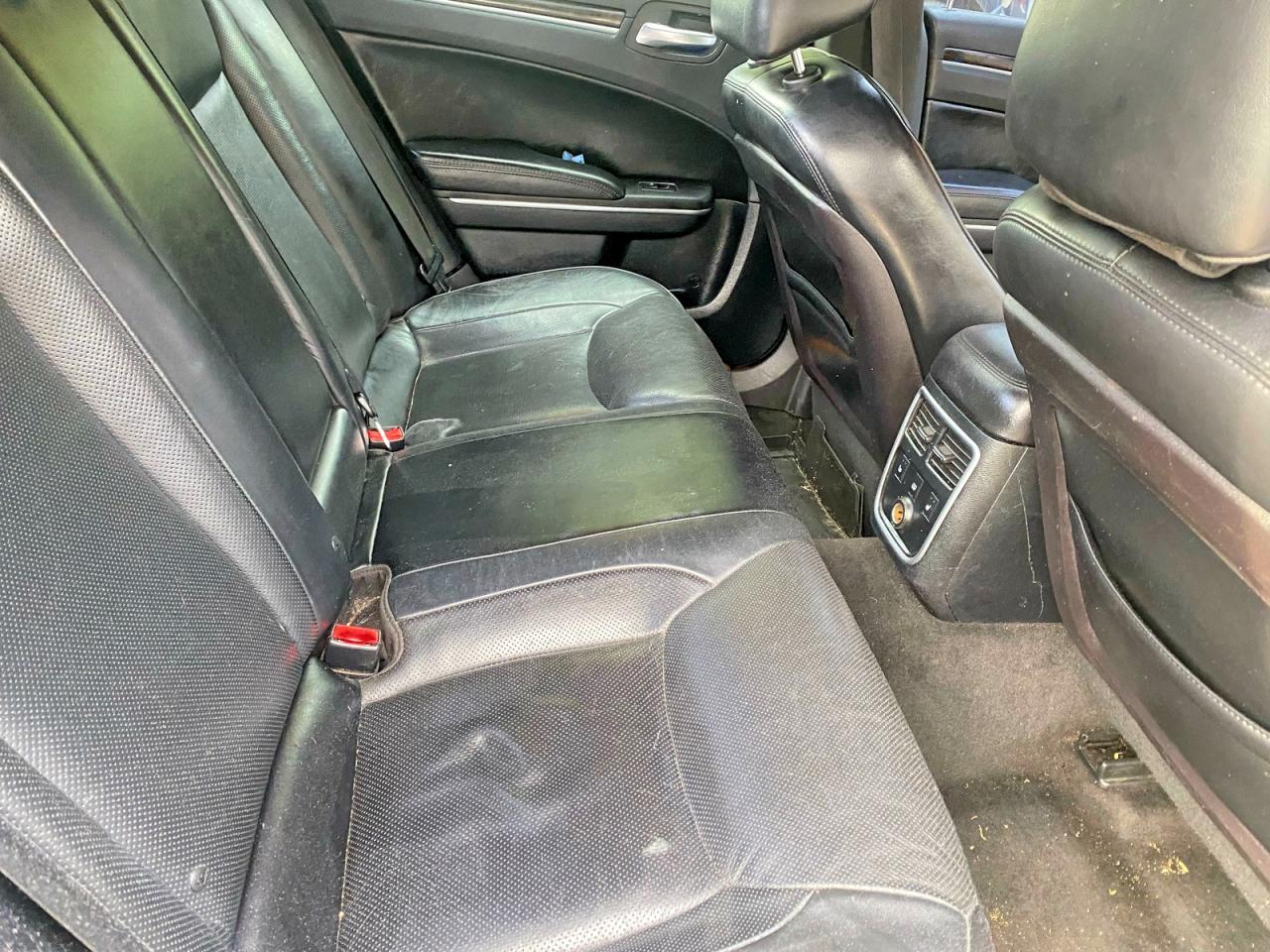 2012 CHRYSLER 300
