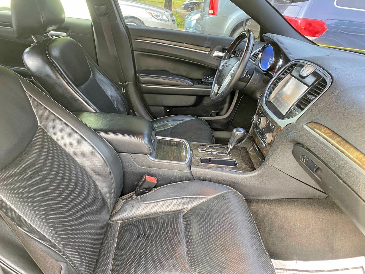 2012 CHRYSLER 300