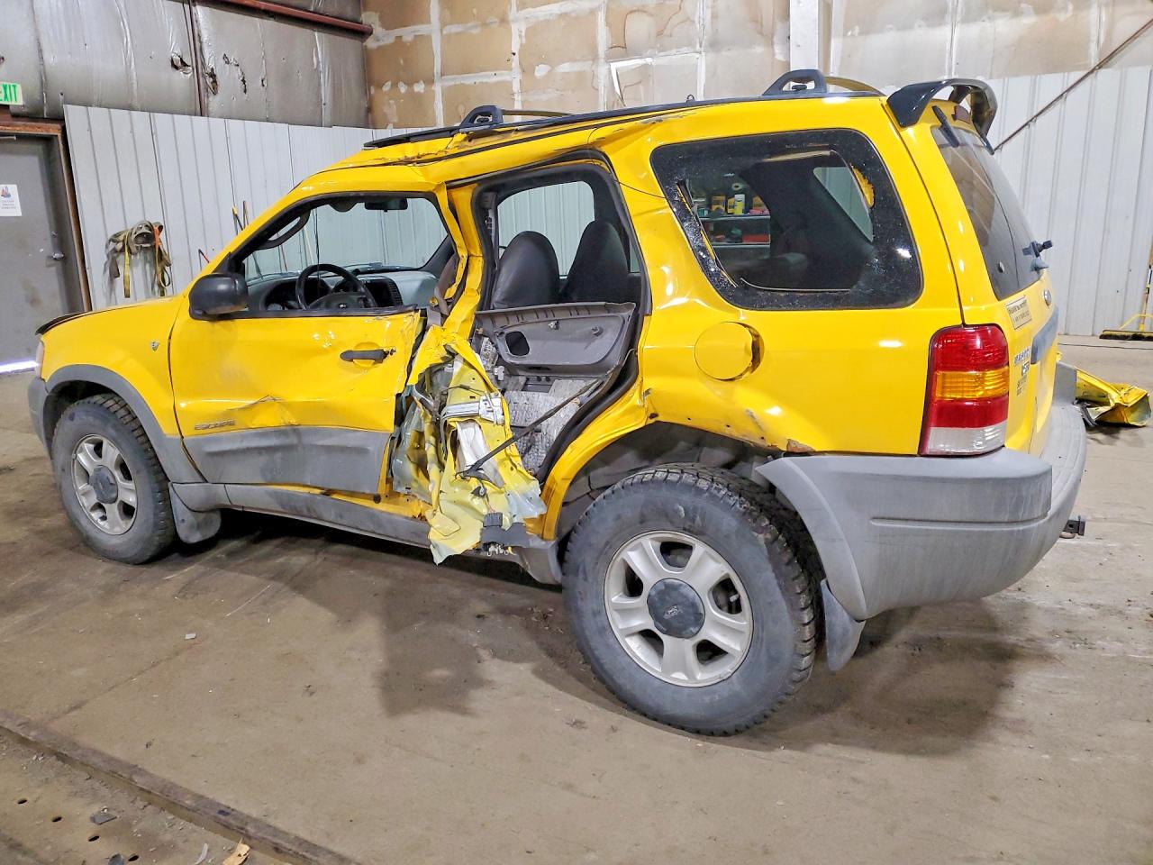 2001 FORD ESCAPE