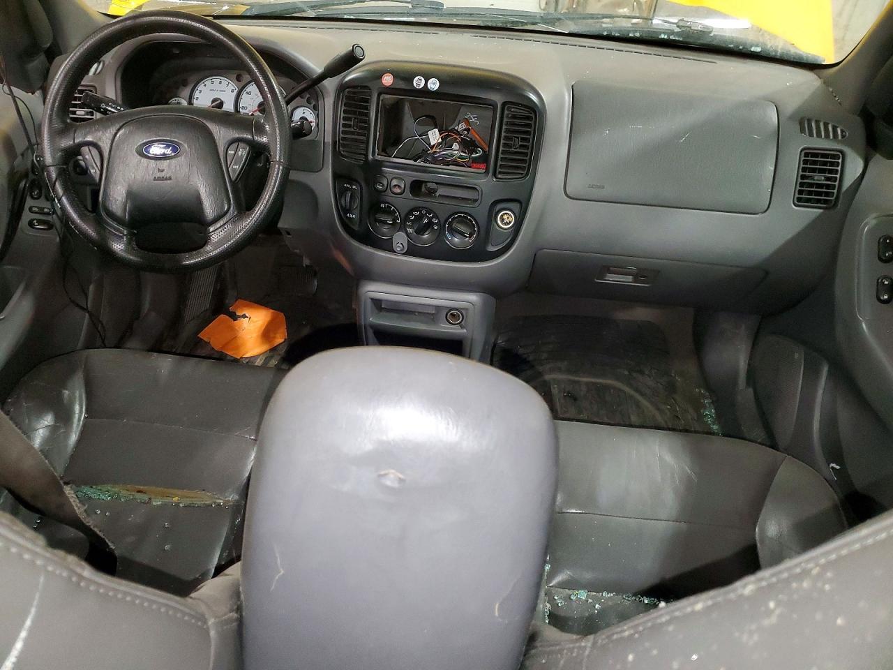 2001 FORD ESCAPE