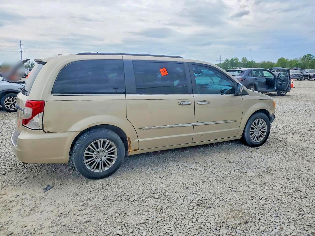 2015 CHRYSLER MINIVAN