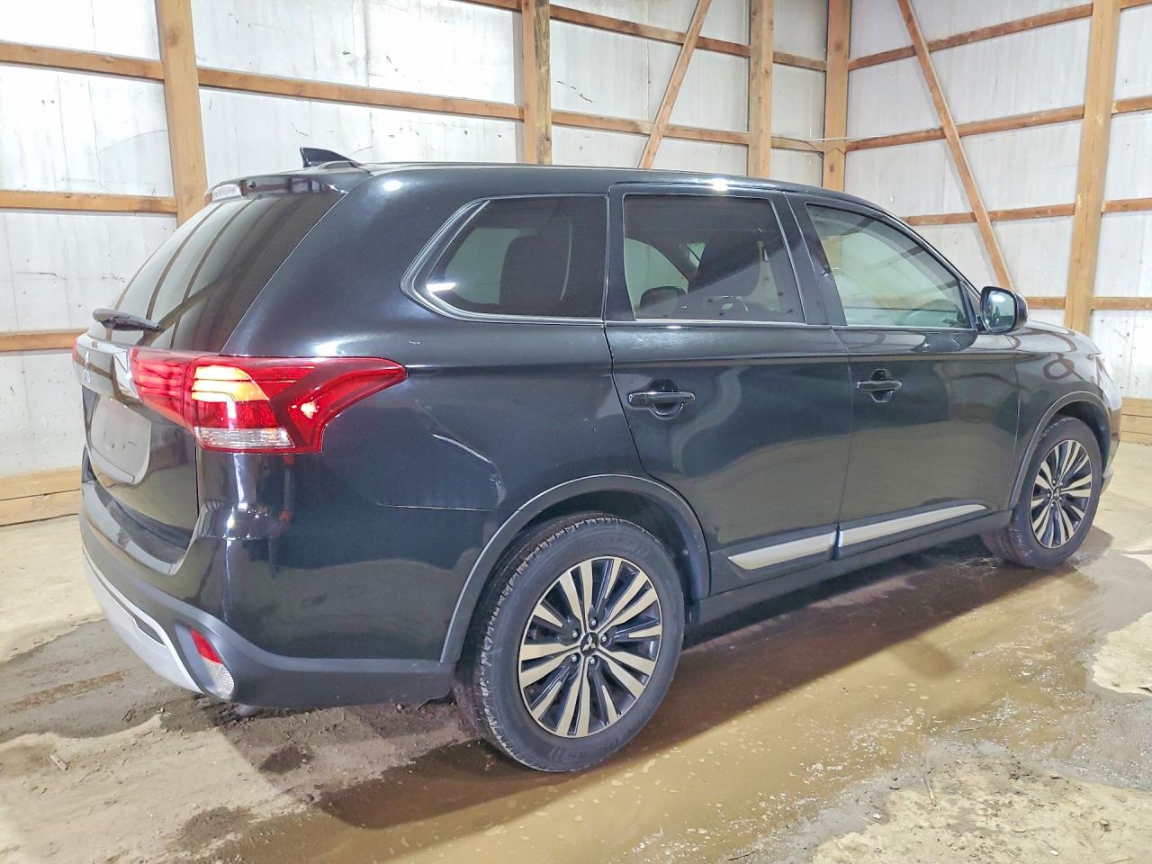 2020 MITSUBISHI OUTLANDER