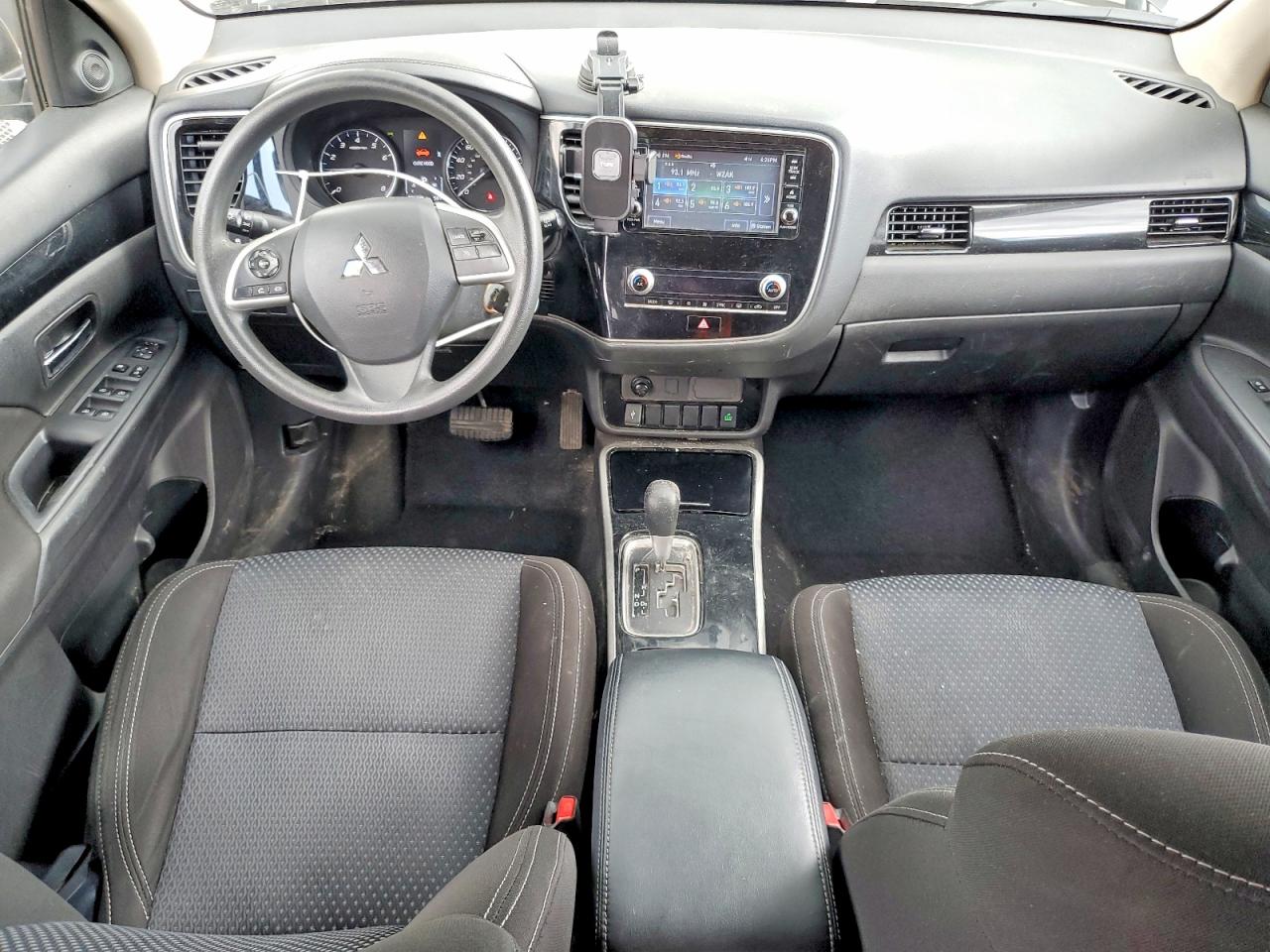 2020 MITSUBISHI OUTLANDER