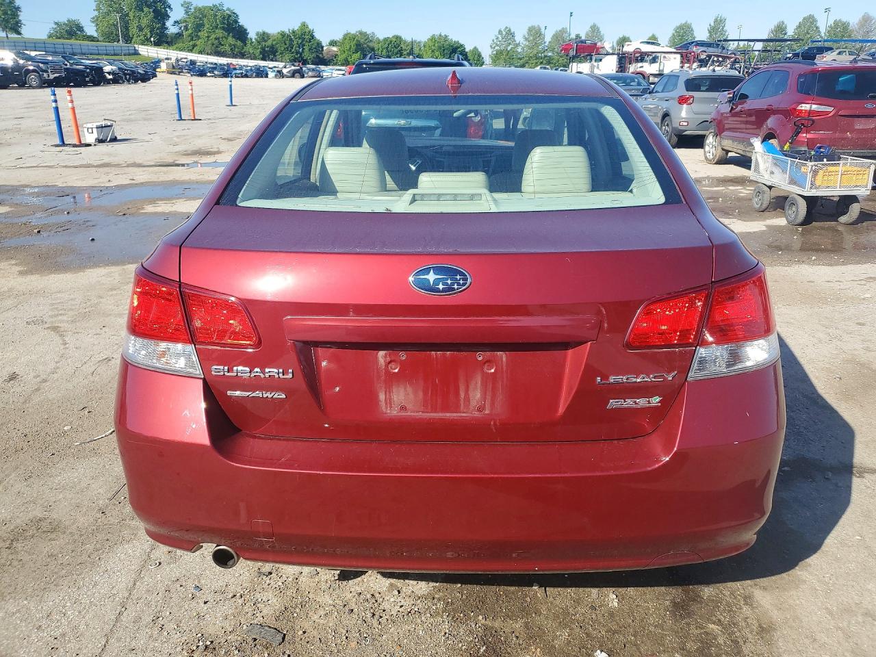 2013 SUBARU LEGACY