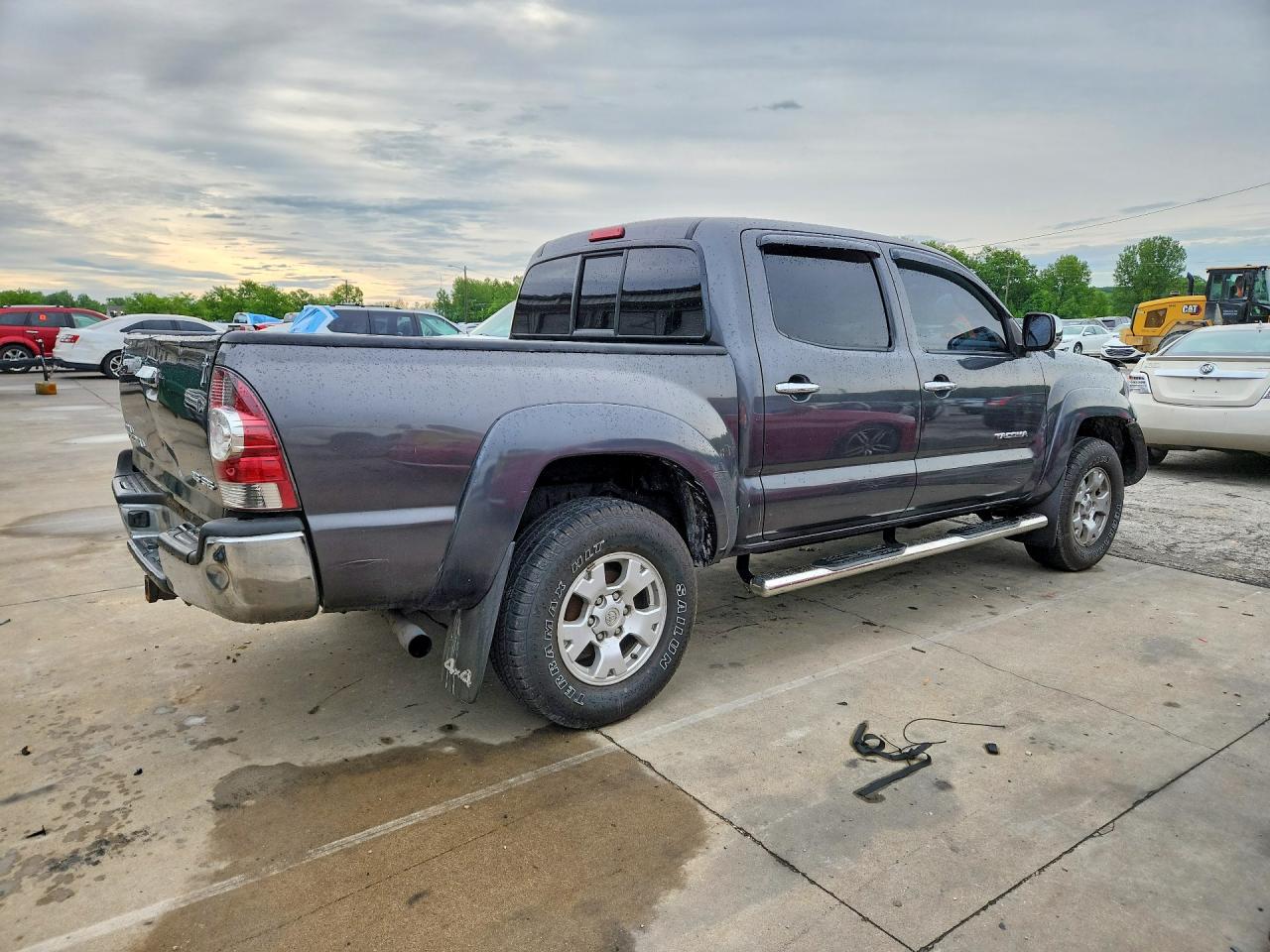 2011 TOYOTA TACOMA