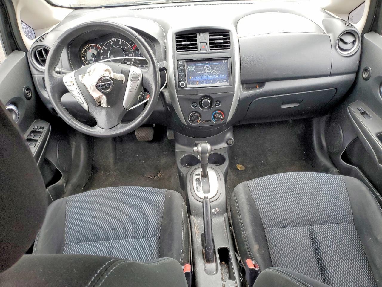 2019 NISSAN VERSA