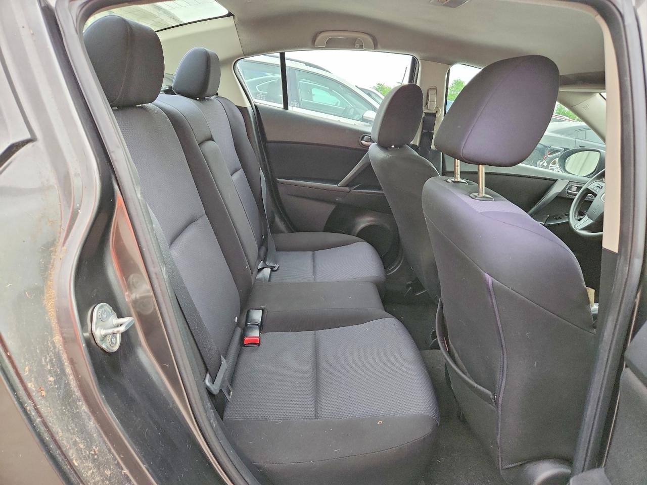 2010 MAZDA 3