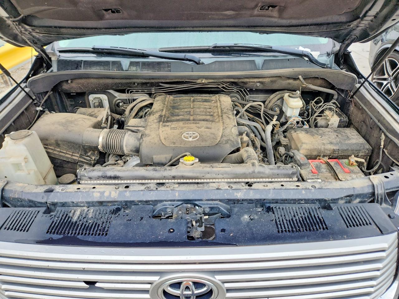 2017 TOYOTA TUNDRA