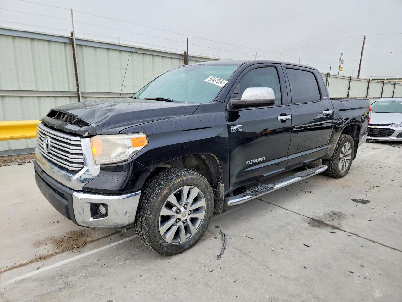 2017 TOYOTA TUNDRA