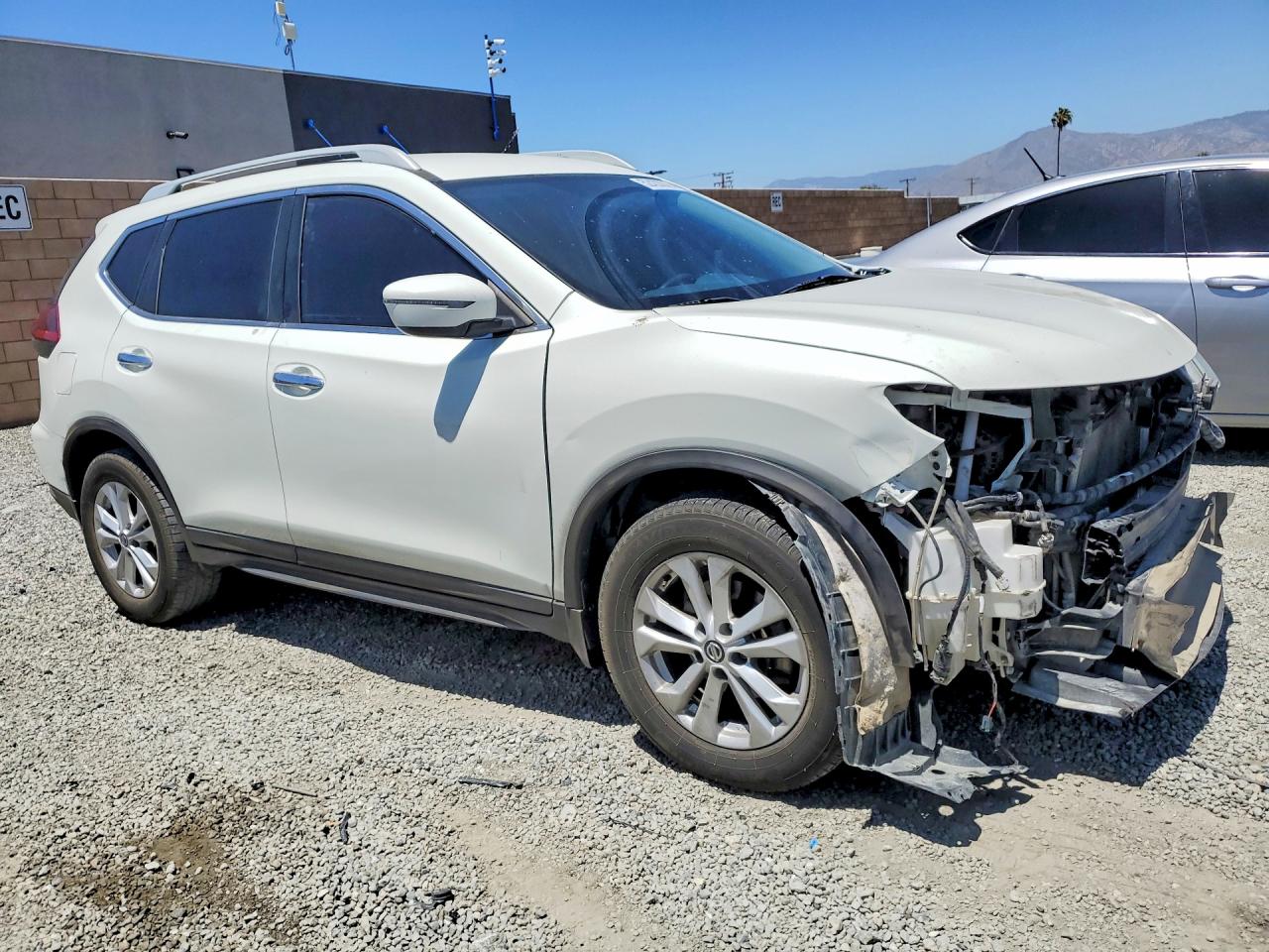 2018 NISSAN ROGUE