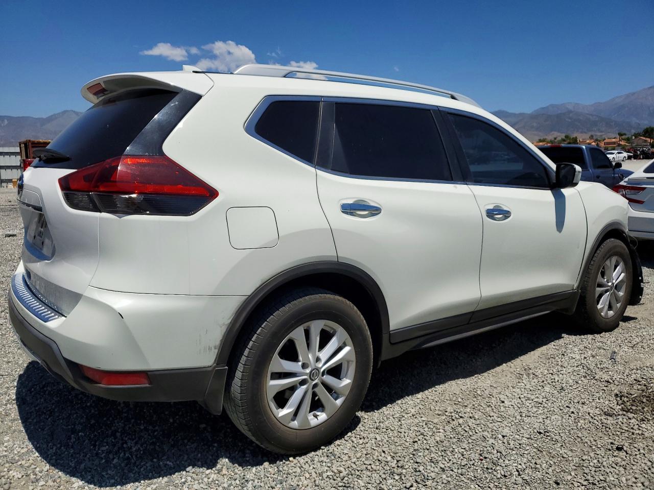 2018 NISSAN ROGUE