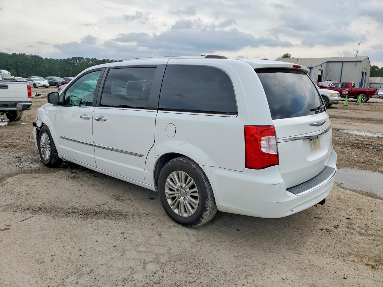 2014 CHRYSLER MINIVAN