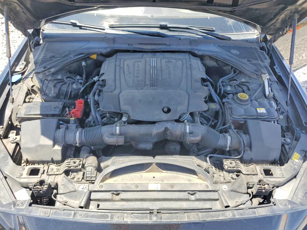 2017 JAGUAR XE