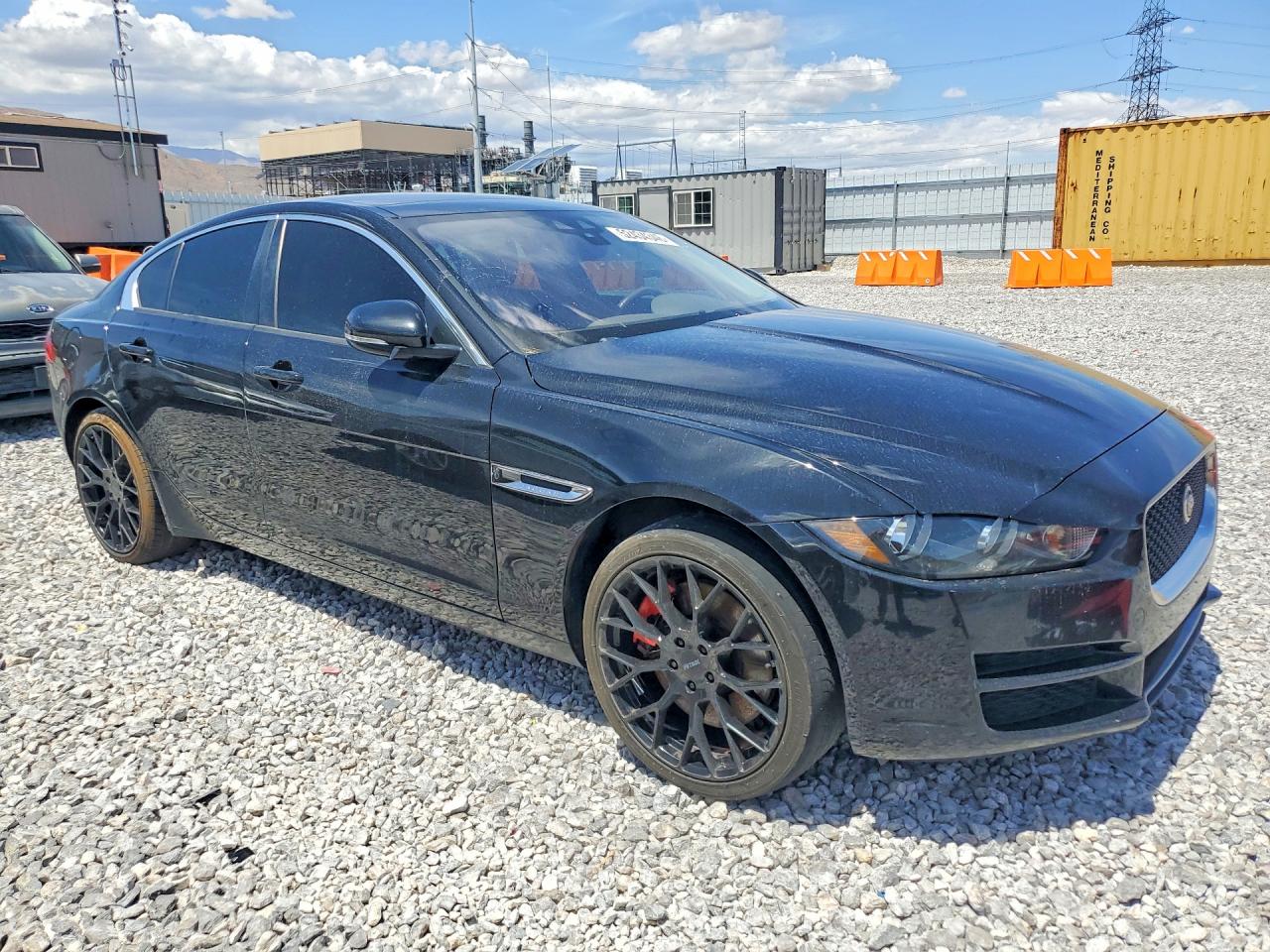 2017 JAGUAR XE