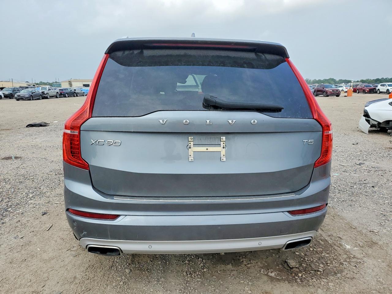 2020 VOLVO XC90