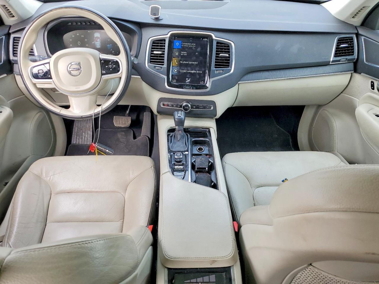 2020 VOLVO XC90
