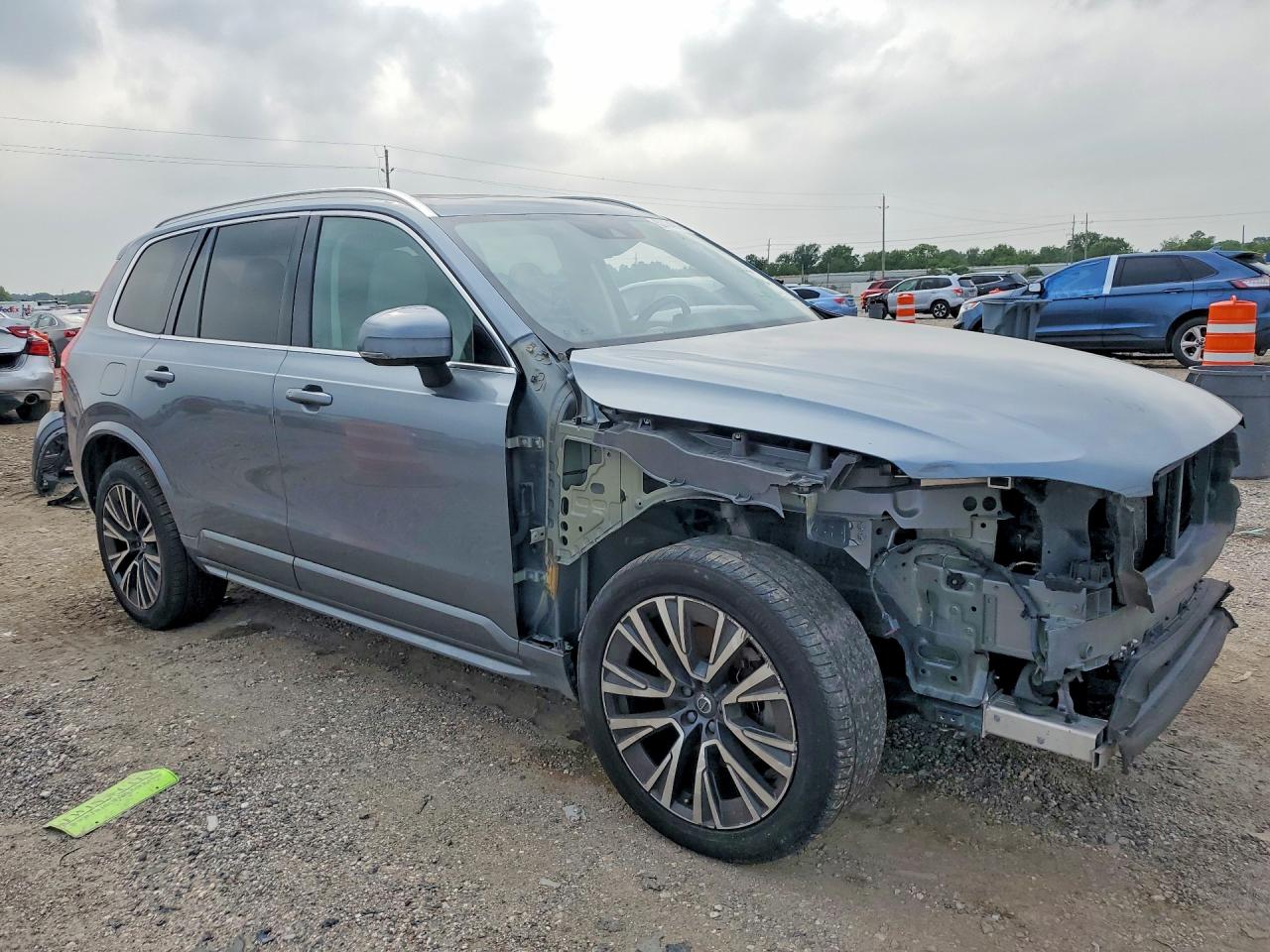 2020 VOLVO XC90