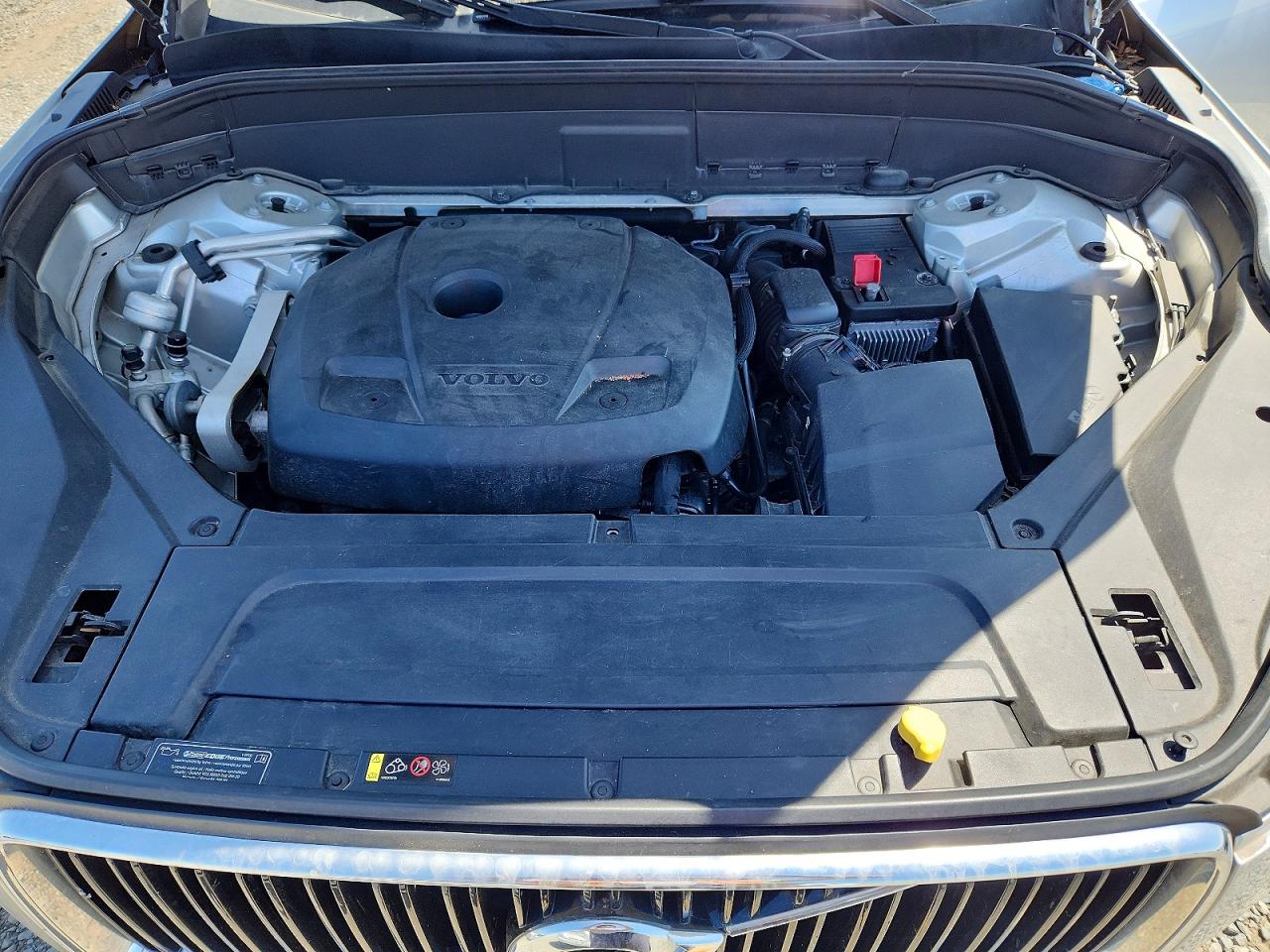 2016 VOLVO XC90
