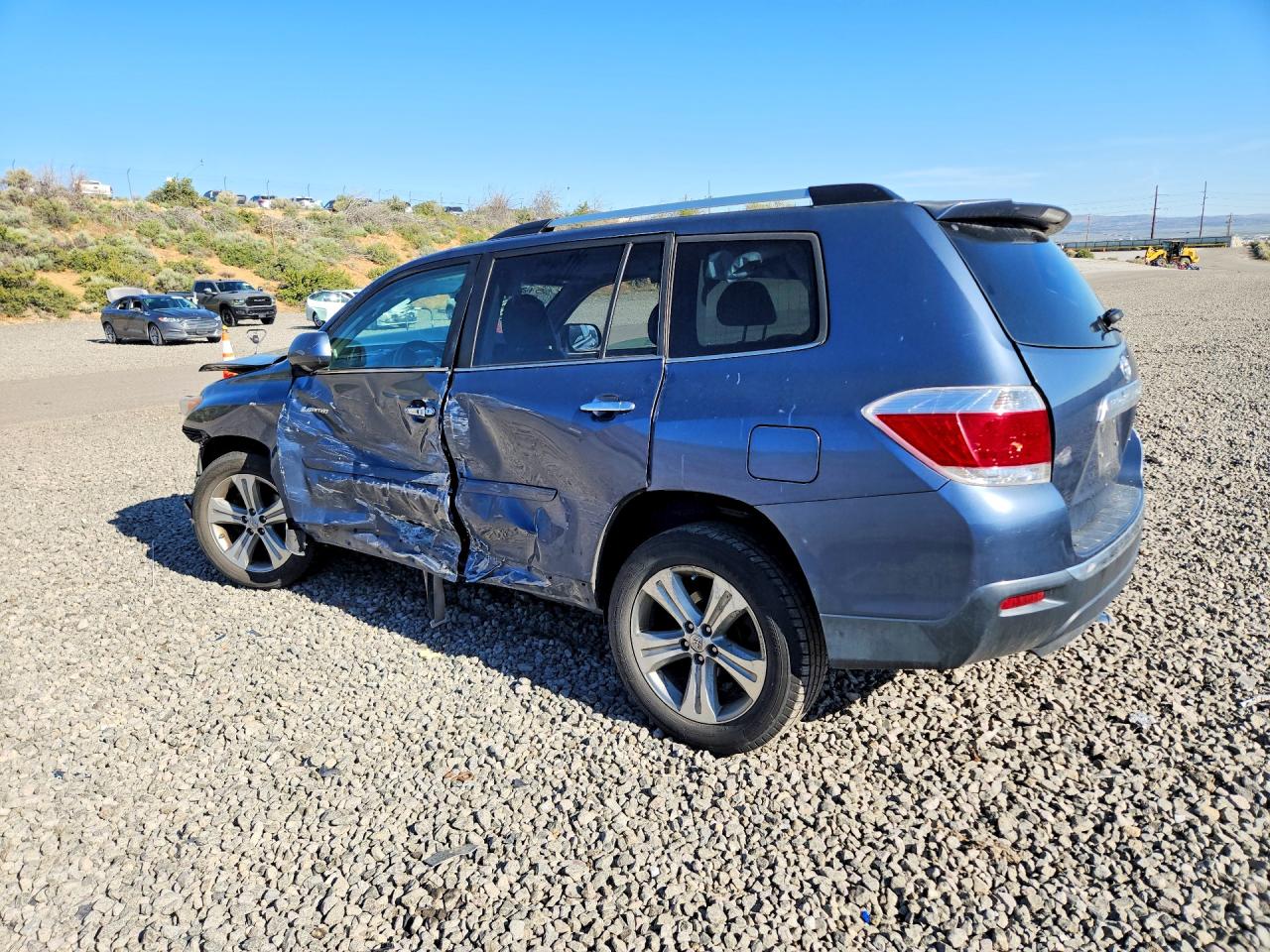 2013 TOYOTA HIGHLANDER