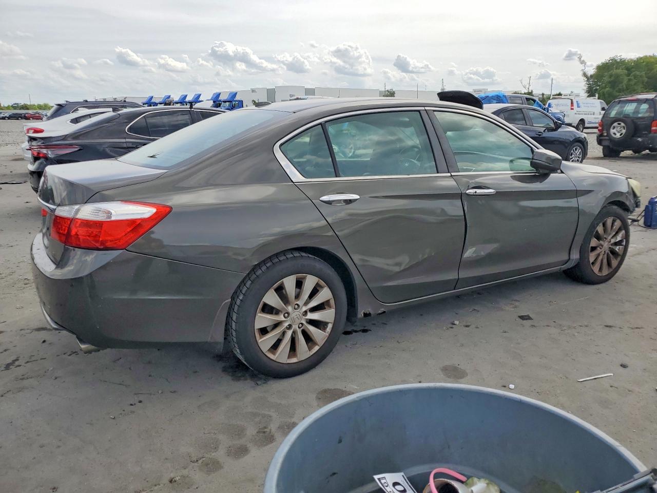 2013 HONDA ACCORD
